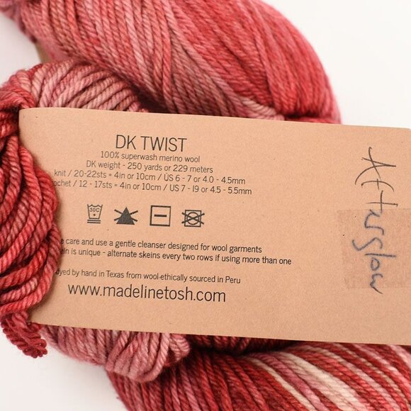 MadelineTosh DK Twist Hand Dyed Yarn 2 Skeins Superwash Merino 250 Yds Afterglow - Picture 4 of 4